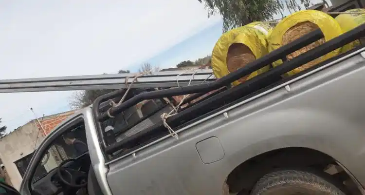 Incumplió la restricción perimetral impuesta por violencia de género y le robó la camioneta a su expareja