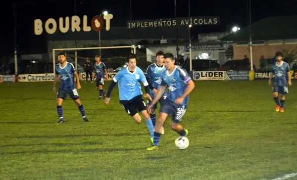 Deportivo no pudo quebrar a Defensores y terminaron en cero