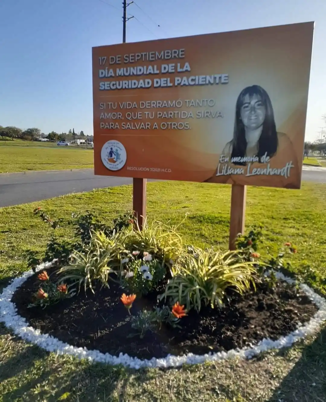 liliana leonhardt - 1