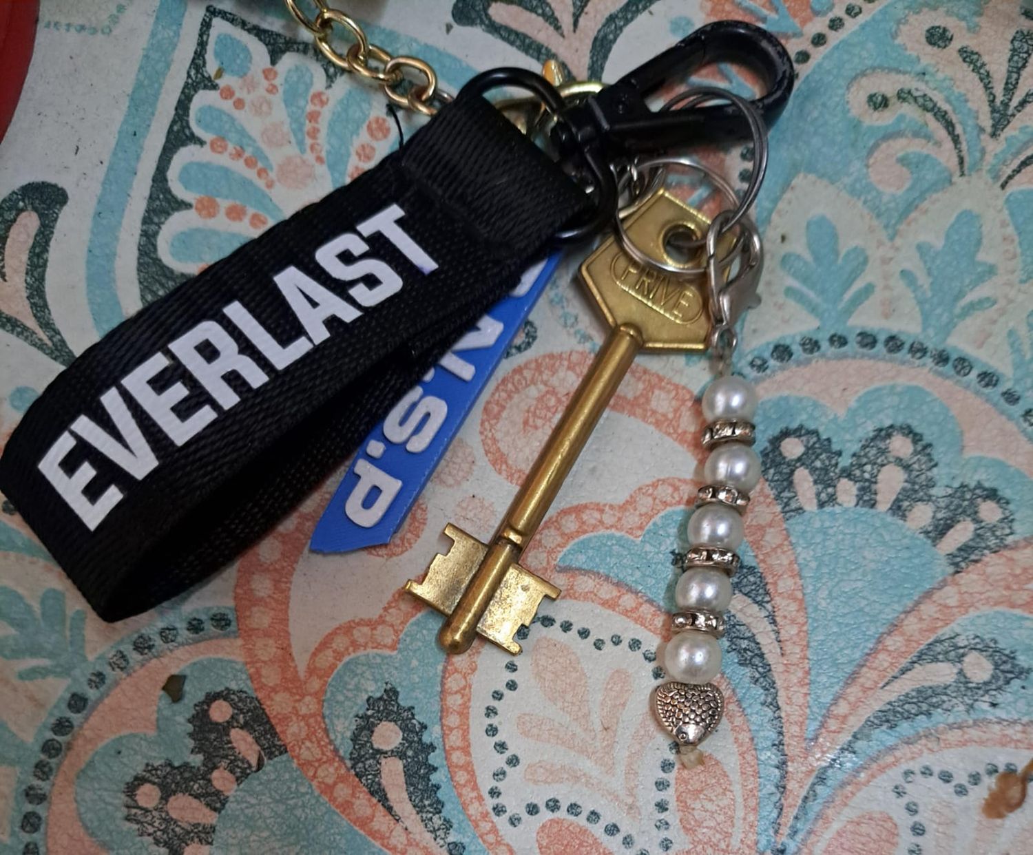Llaves encontradas en calle Almafuerte