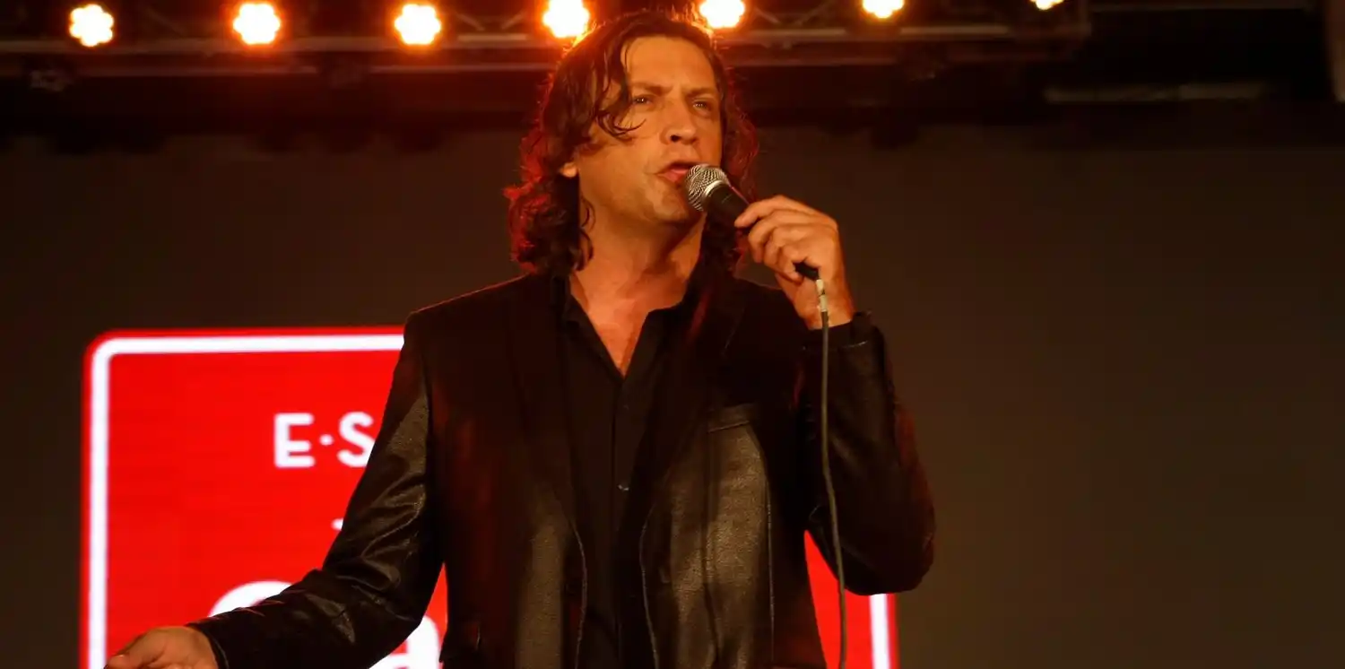 Tango y folklore en Espacio Clarín