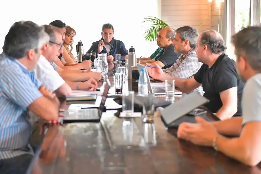 Massa seguirá al frente del Ministerio de Economía y designó un equipo para la transición con Milei