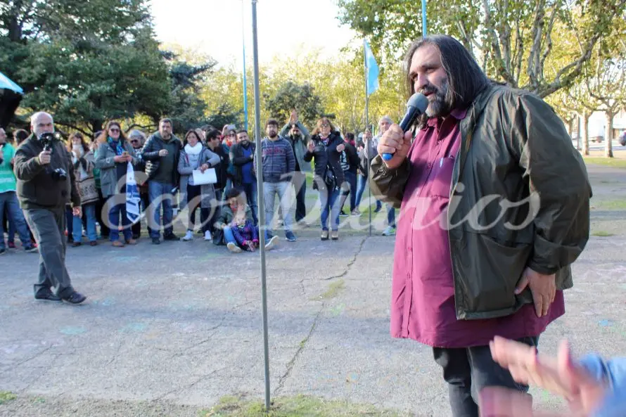 Chicos sin clases: en Necochea, la adhesión al paro llegó al 60%
