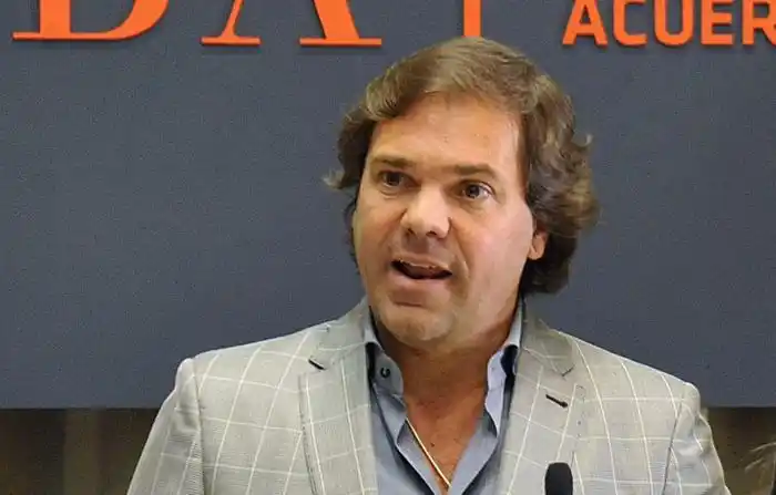 Alberto Pérez: "Macri gobernando se muestra tal cual es"