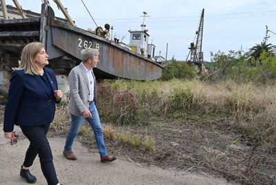 En un hecho histórico, la Provincia tomó posesión del puerto de Paraná