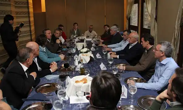 Cumbre de intendentes del Frente Renovador junto a Lavagna en San Miguel
