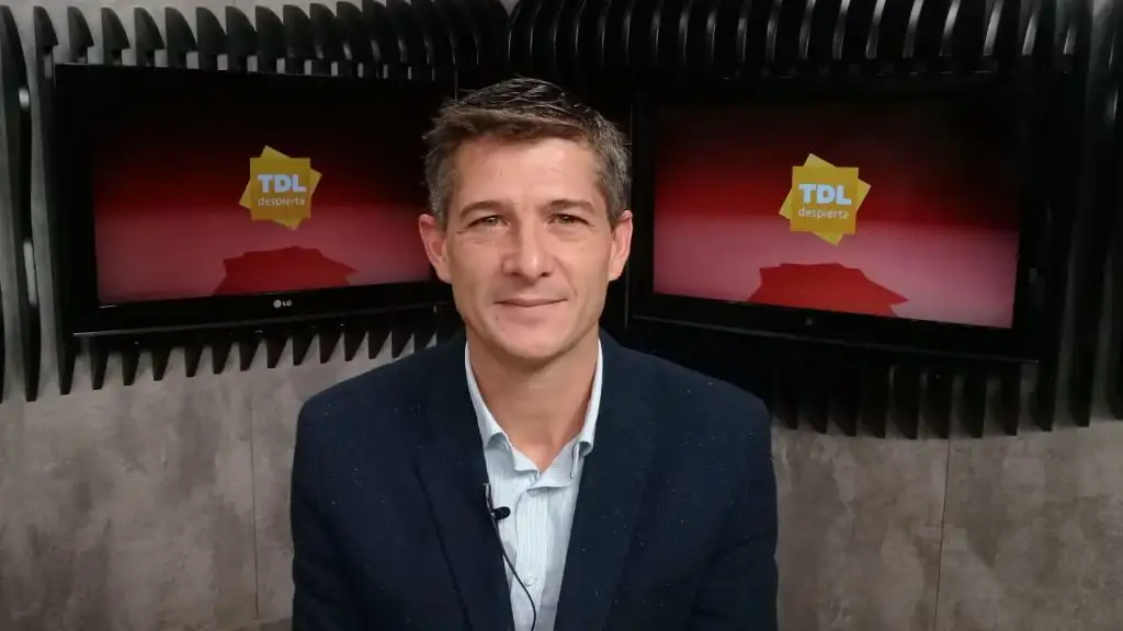 Facundo Llano en el desayuno de Tandil Despierta