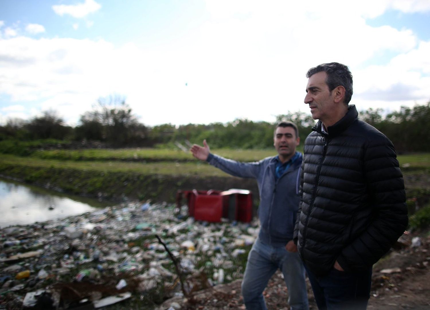Elecciones 2017: En el tramo final de campaña, Randazzo estuvo en el "Tigre que Massa no te cuenta"