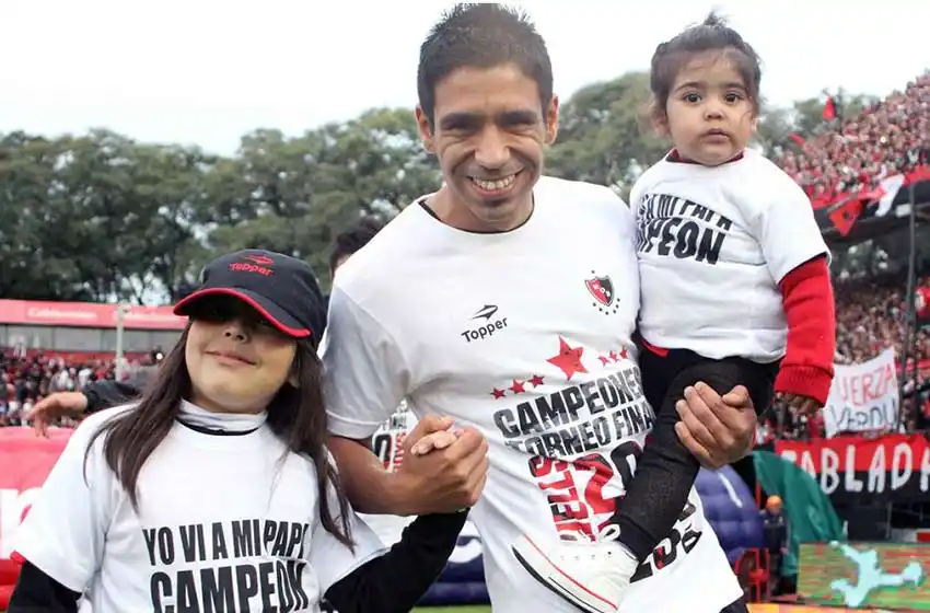 Víctor Figueroa rescindió su contrato y no seguirá en Newell’s