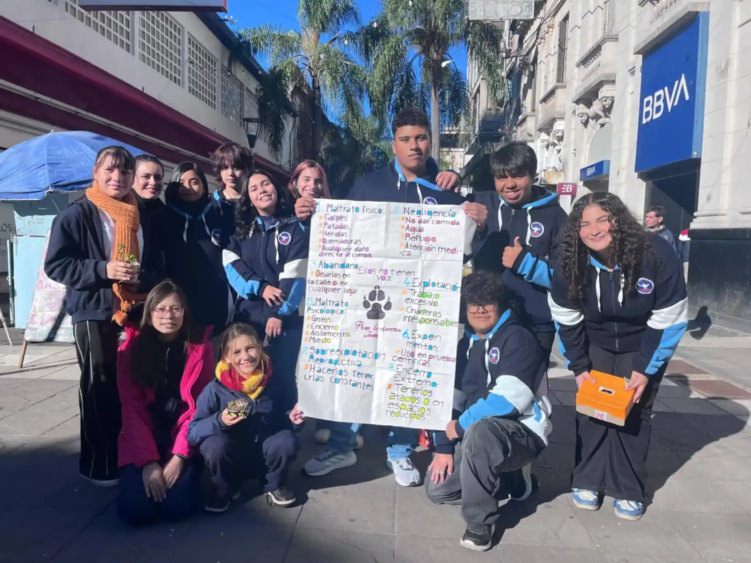 Estudiantes de la Escuela Normal impulsaron un proyecto solidario sobre tenencia responsable de animales