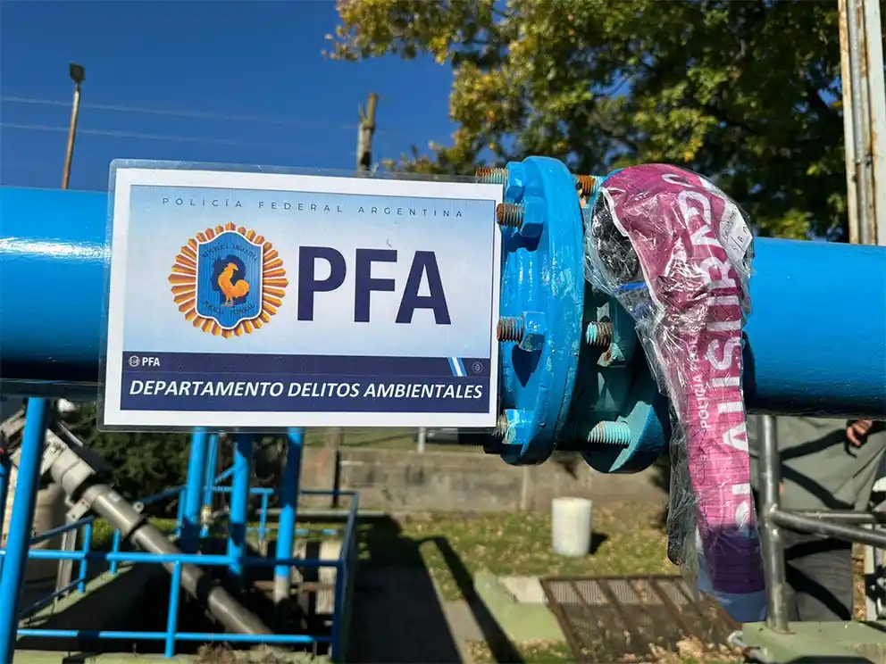 Allanamientos en el Parque Industrial: detectaron supuestas maniobras clandestinas en la Planta de Efluentes