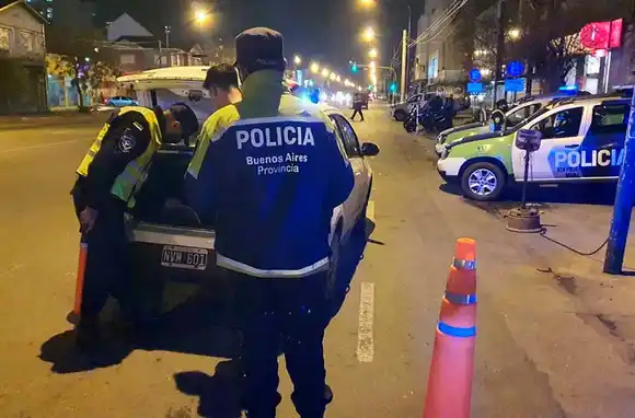 En operativo vial, secuestran marihuana y autos