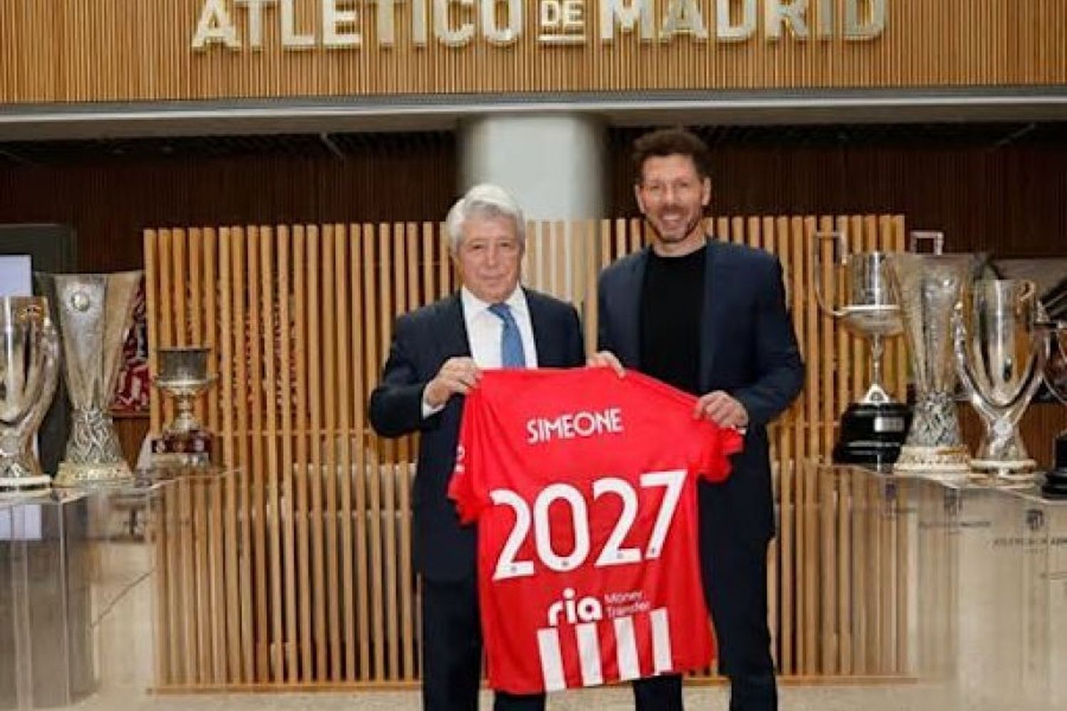 Simeone renovó su contrato con el Atlético de Madrid hasta 2027