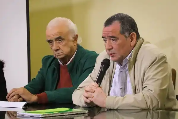Entregaron 91 becas a estudiantes hijos de empleados municipales