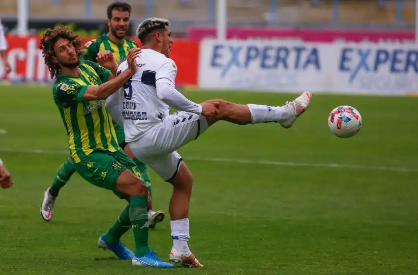 Otra goleada en contra para un Aldosivi en rojo