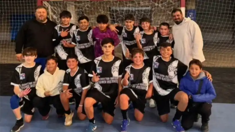 Con victorias en Menores, Juveniles y Juniors,