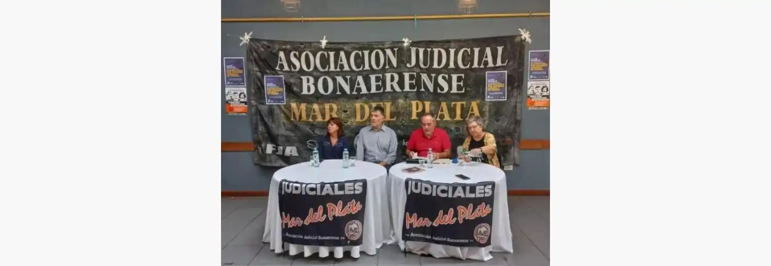 Autoridades de la Asociación Judicial bonaerense.