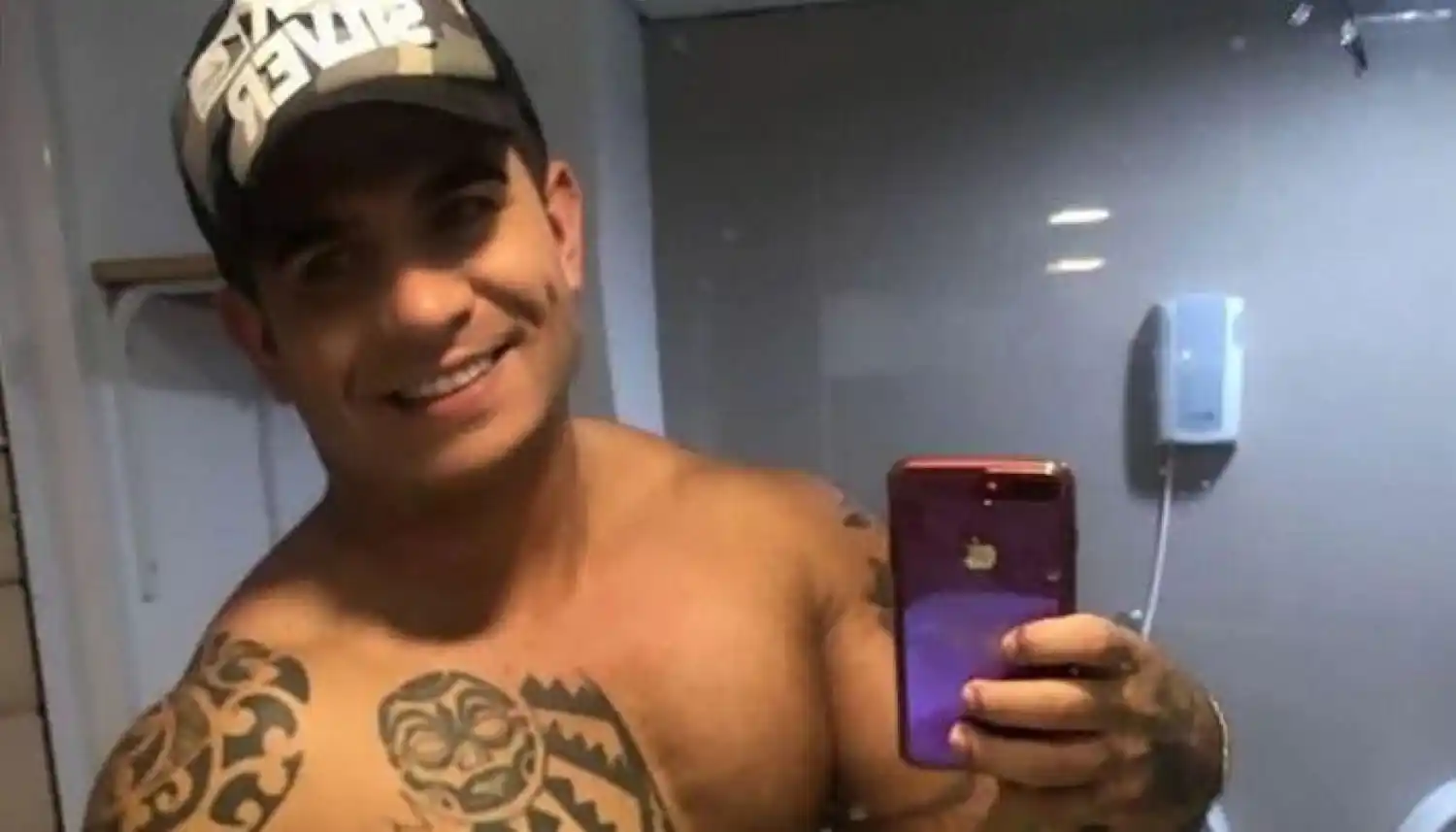 Pasajes, ofertas turbias y robo de tarjetas: así operaba el "Ricky Fort" trucho