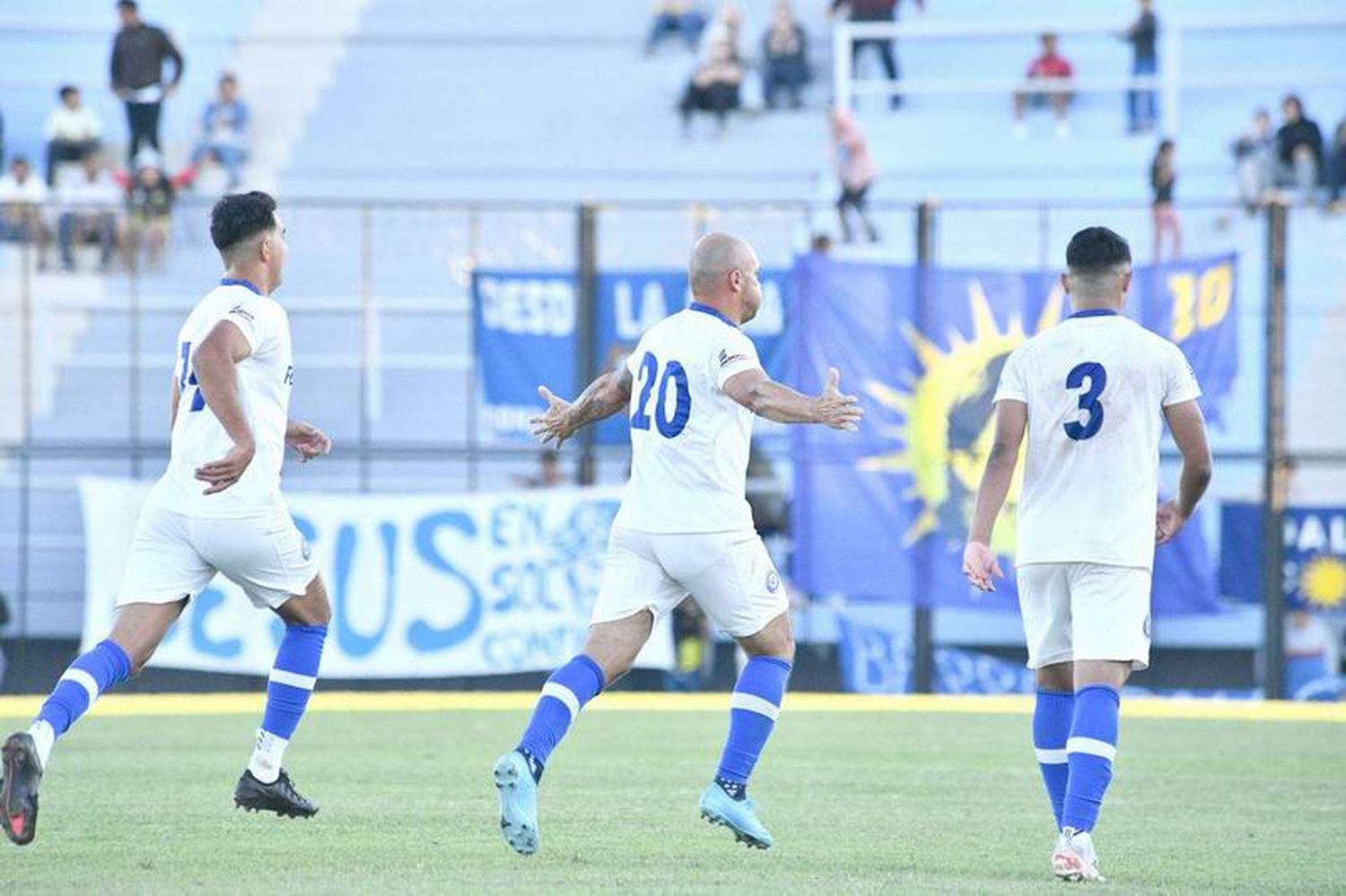 Agónico empate de Sol de
América ante Crucero del Norte