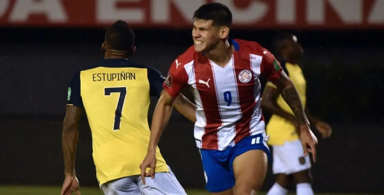 Ecuador clasificó a Qatar 2022 a pesar de perder con Paraguay