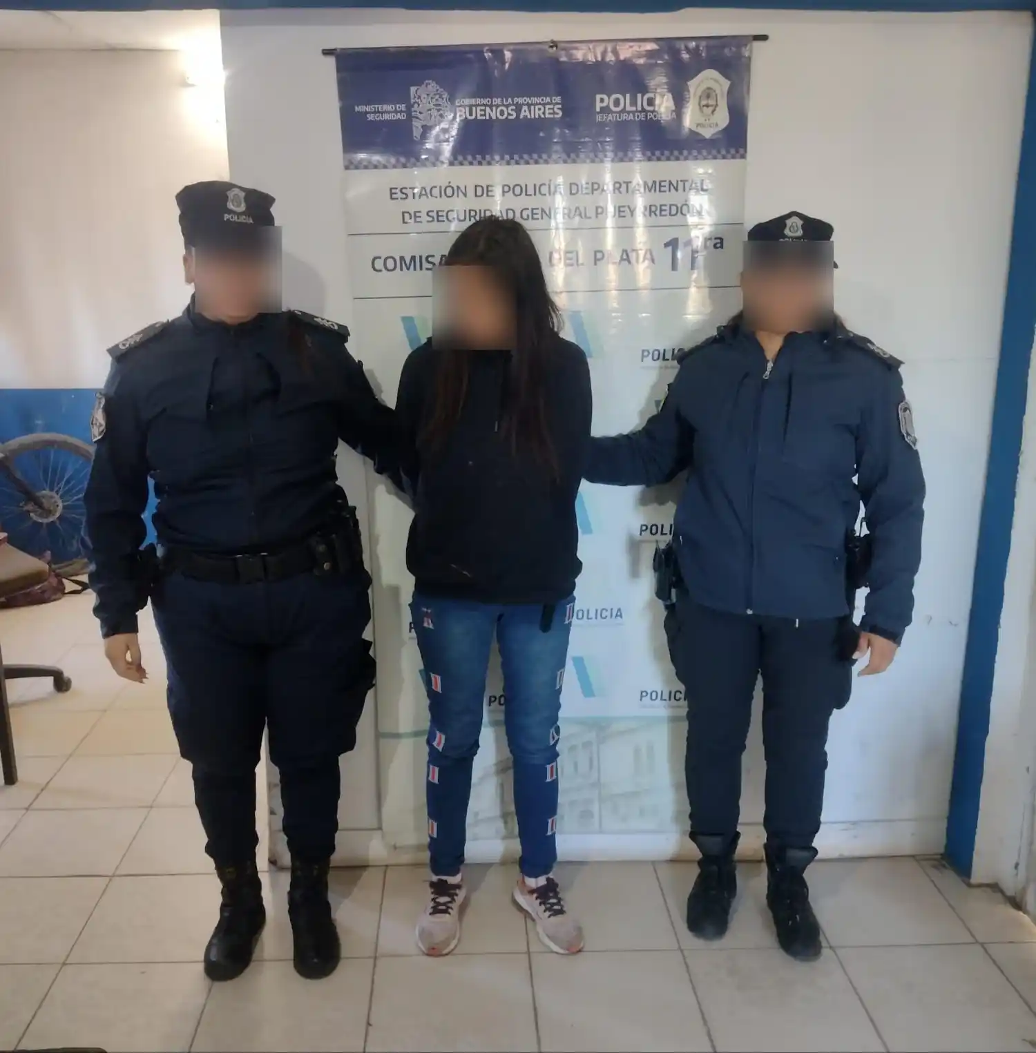 Quiso robar alcohol y máquinas de afeitar de un supermercado mayorista