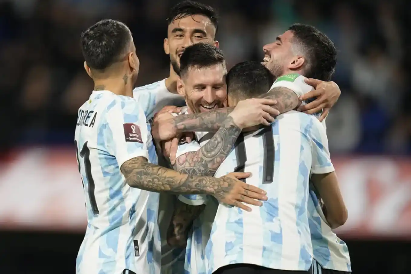De la mano de Messi, Argentina goleó a Venezuela y hubo fiesta en La Bombonera