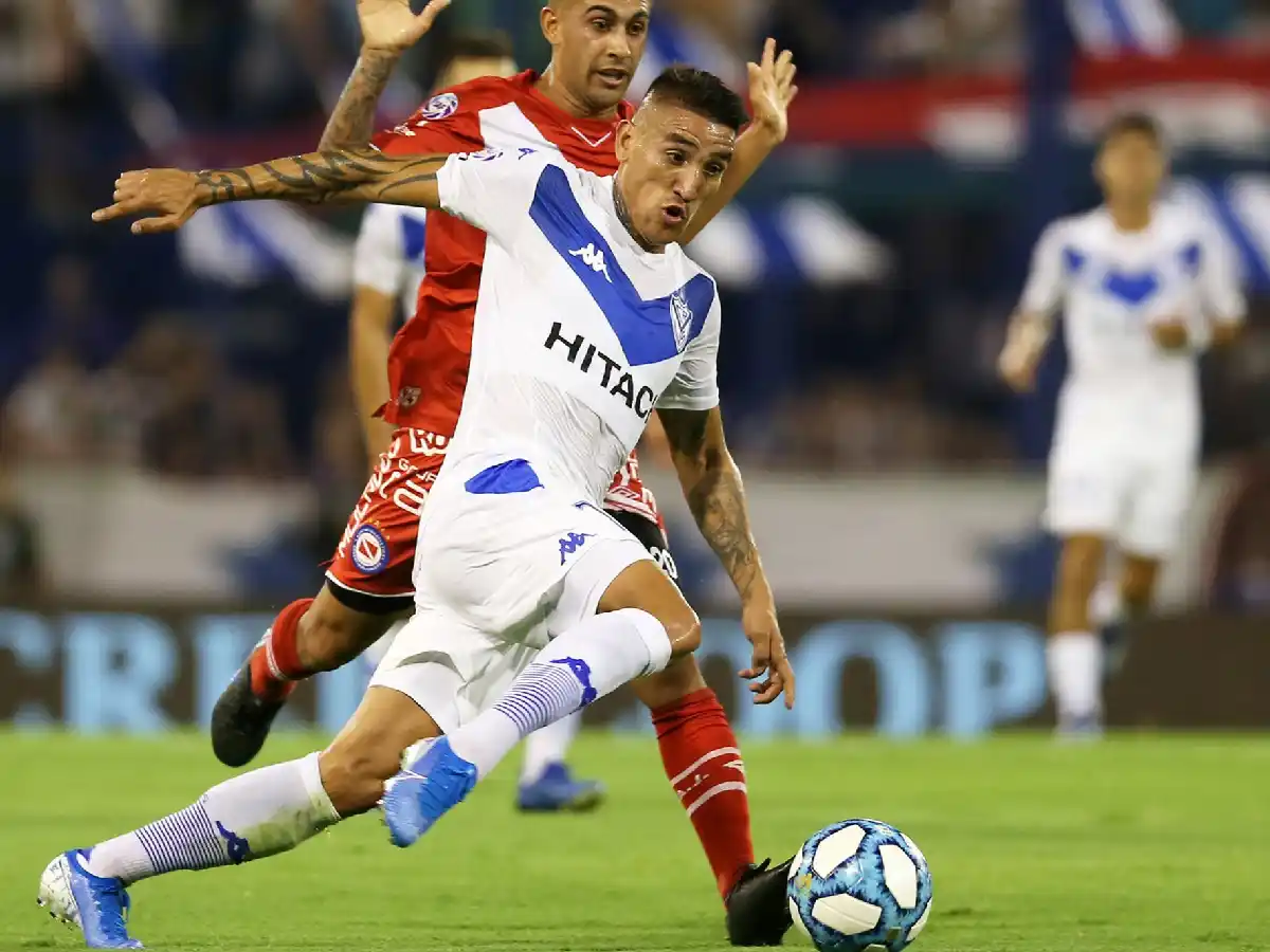 Centurión, a un paso de sumarse al “Ciclón”