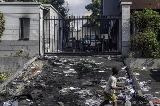 CRISIS EN RD CONGO: Rebeldes a punto de tomar ciudad clave