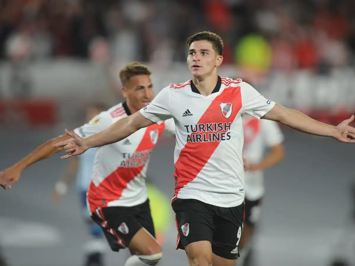 Álvarez tiene varias ofertas de clubes europeos