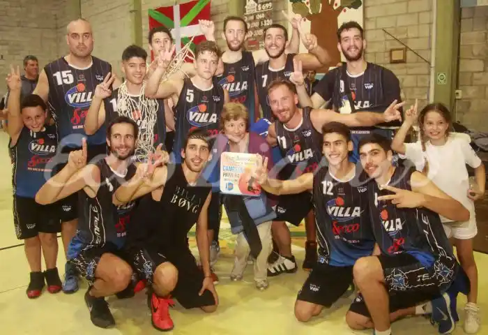 Villa extendió su dominio y también es campeón del Clausura