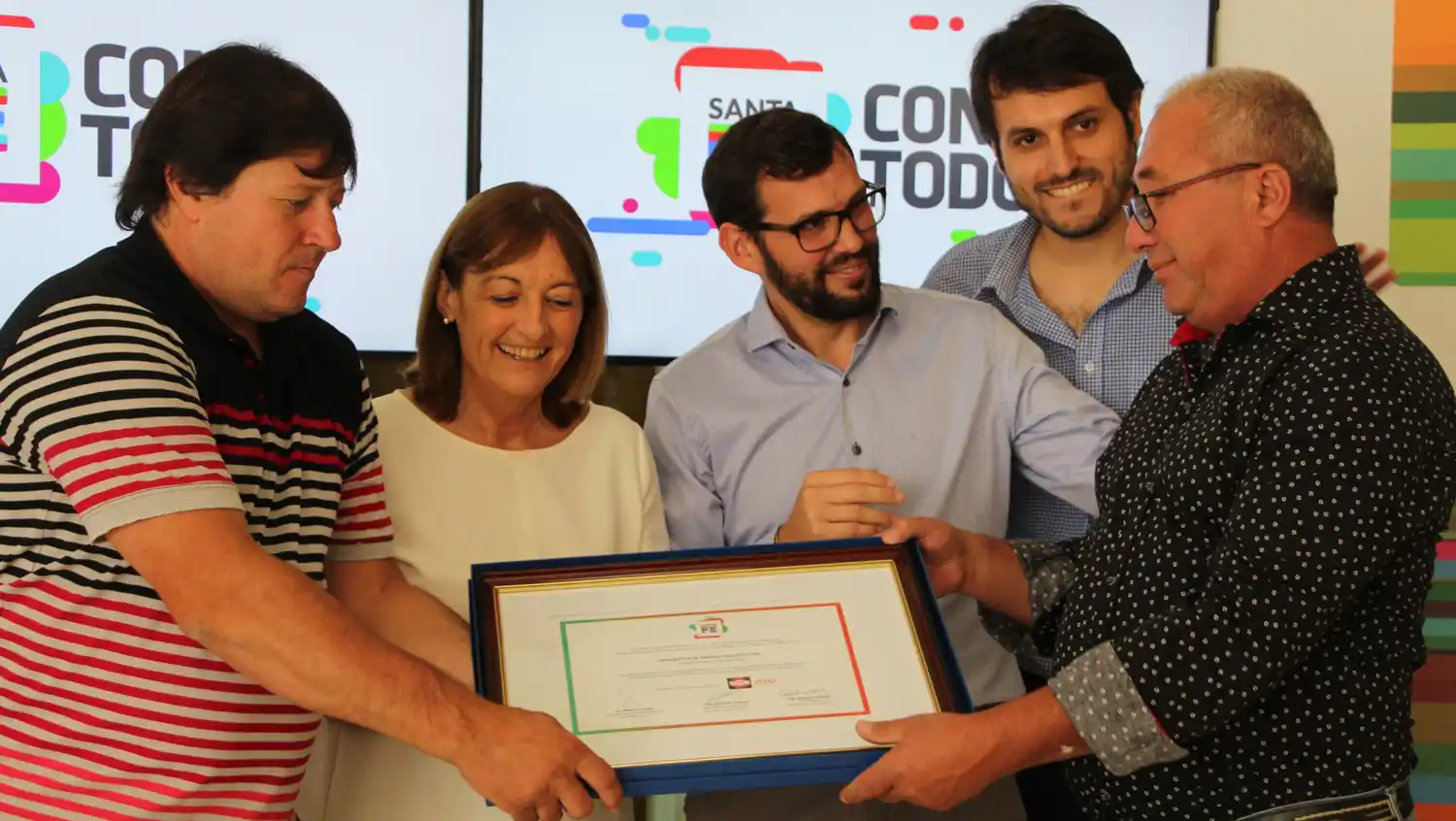 Sello 100% Cooperativa para cinco empresas recuperadas