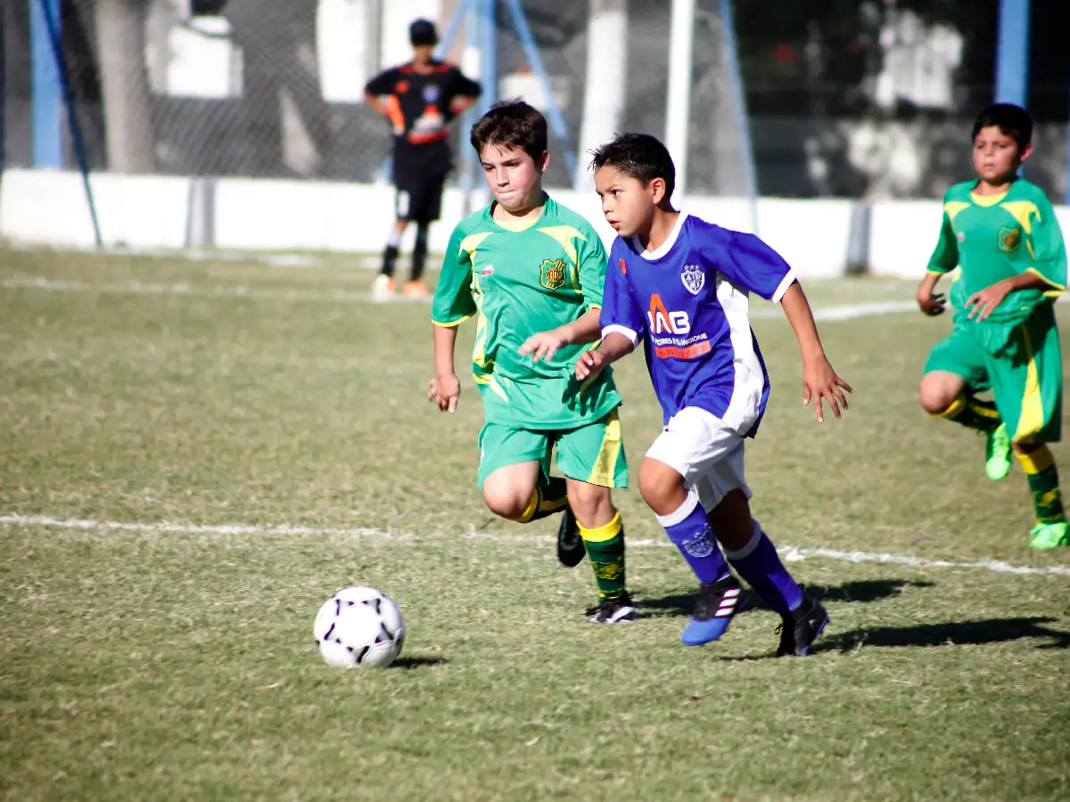 Por un baby fútbol cardiprotegido