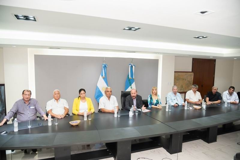 Gremialistas destacaron la decisión del 
Gobernador de otorgar un bono extraordinario