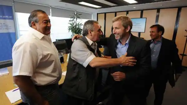 El Gobierno llegó a un acuerdo con la CGT por Ganancias