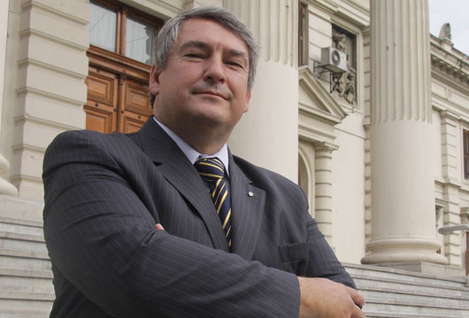 Senador D’Onofrio comparó gestión provincial con ministro de propaganda nazi