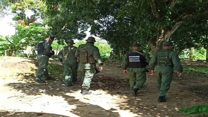 SON 16 LAS JOYITAS del Sindicato de Barrancas que las autoridades buscan debajo de las piedras