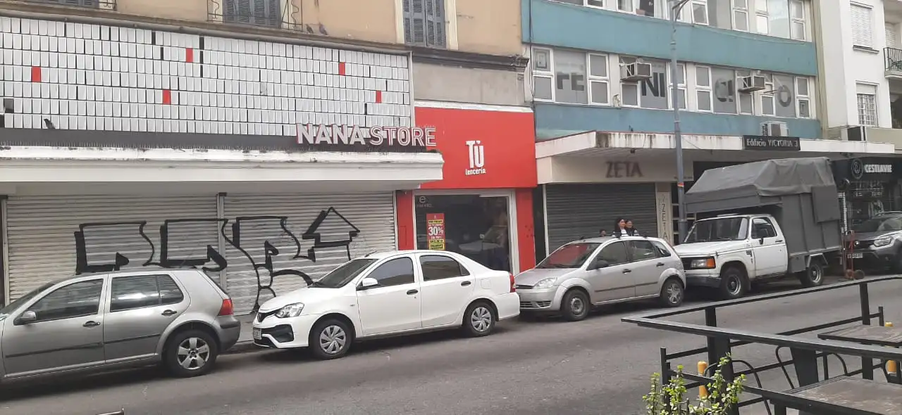Comerciantes de Mar del Plata convocan a cacerolazos diarios y una movilización frente a la Municipalidad