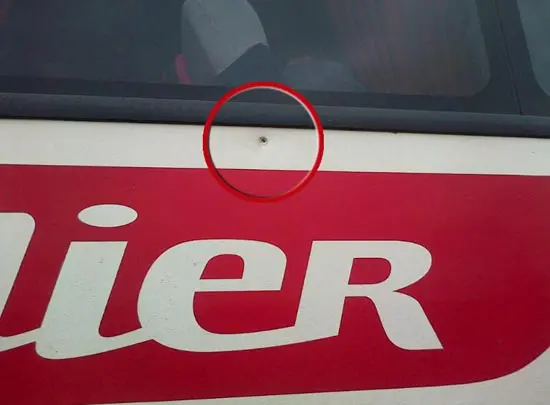 Inseguridad: Balearon un colectivo en la autopista Buenos Aires - La Plata