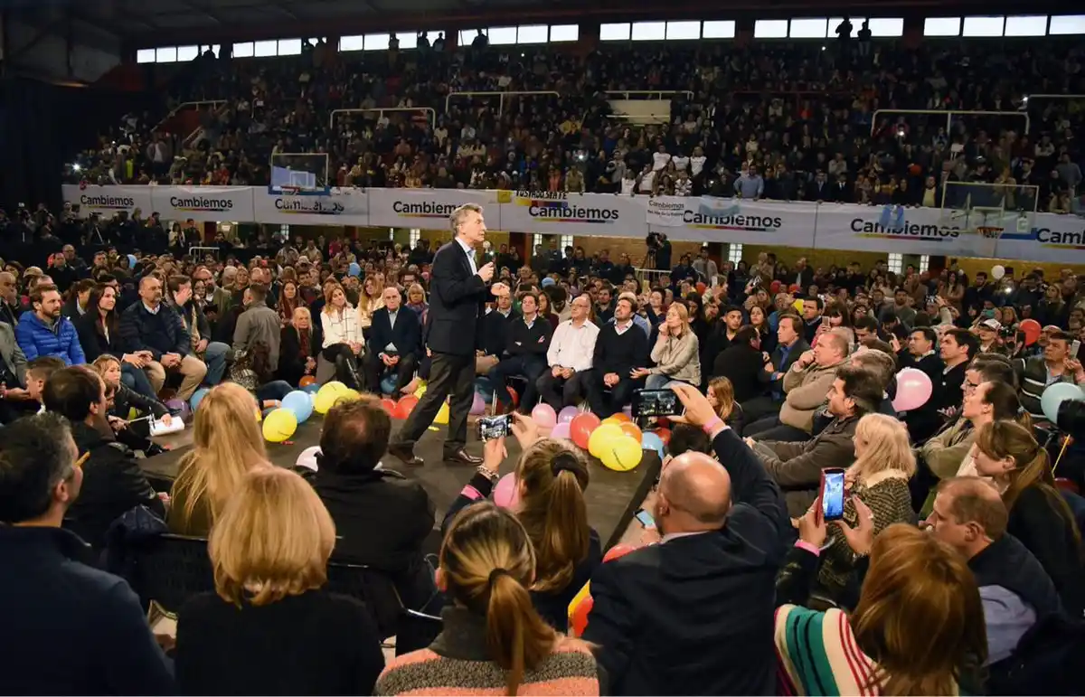 Santa Fe: El primer destino de la campaña de Macri
