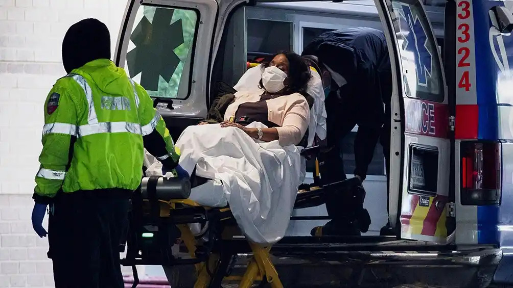 Hay casi 3.300 pacientes en UTI por Covid-19: la cifra más baja desde el 3 de enero de este año