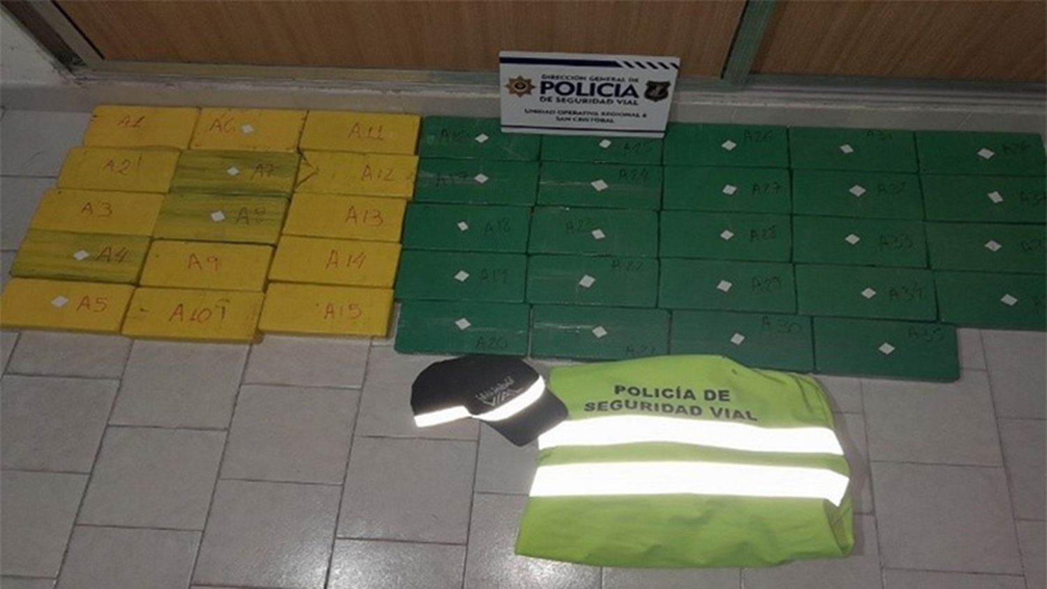 Intentaron evadir un control vial: llevaban más de 40 kilos de cocaína