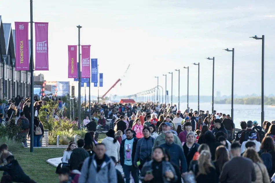 Confirmaron que más de 150.000 personas visitaron Rosario durante la última semana