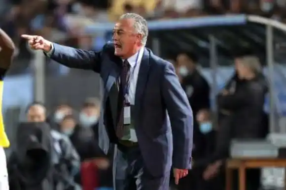 Alfaro es opción para dirigir a la Selección Uruguaya