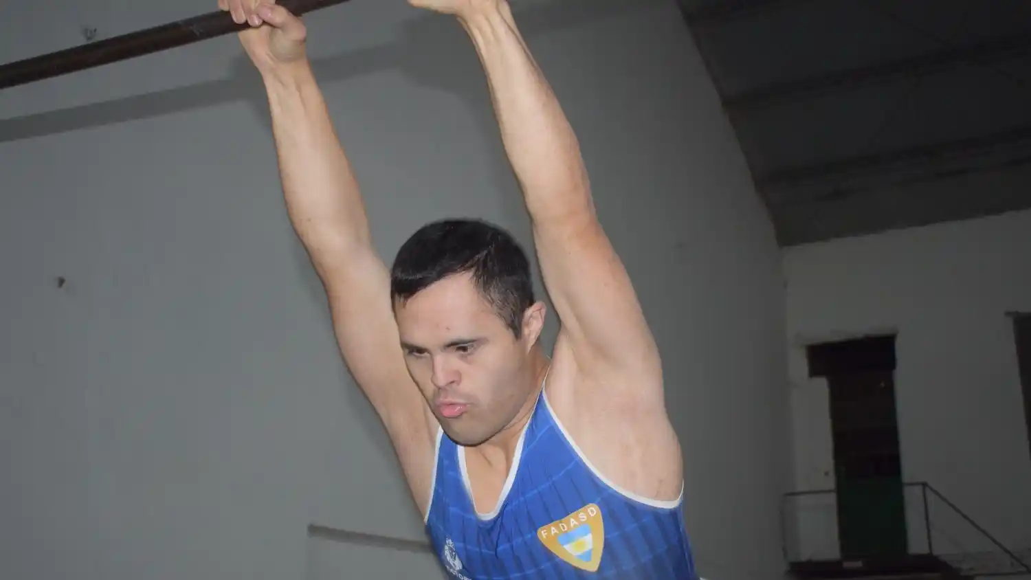 Destino Bulgaria: Martín Reynoso viaja al Mundial de Gimnasia gracias a la solidaridad gualeya