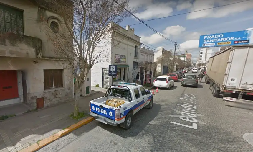 Una mujer denunció un violento ataque e intento de abuso en la vía pública