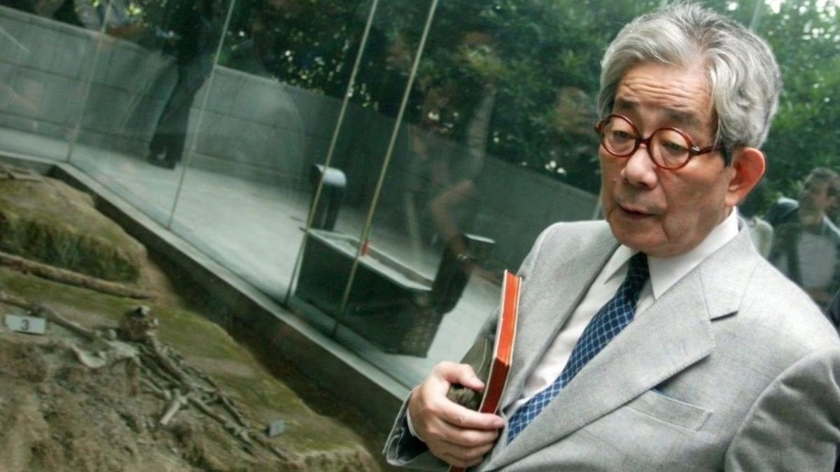 Muere escritor japonés y Nobel de Literatura Kenzaburo Oe