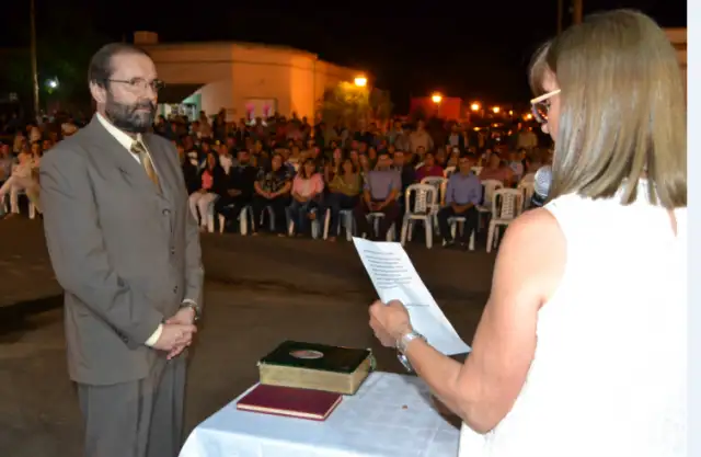 El Dr. Rodolfo Romero asumió como intendente de Enrique Carbó