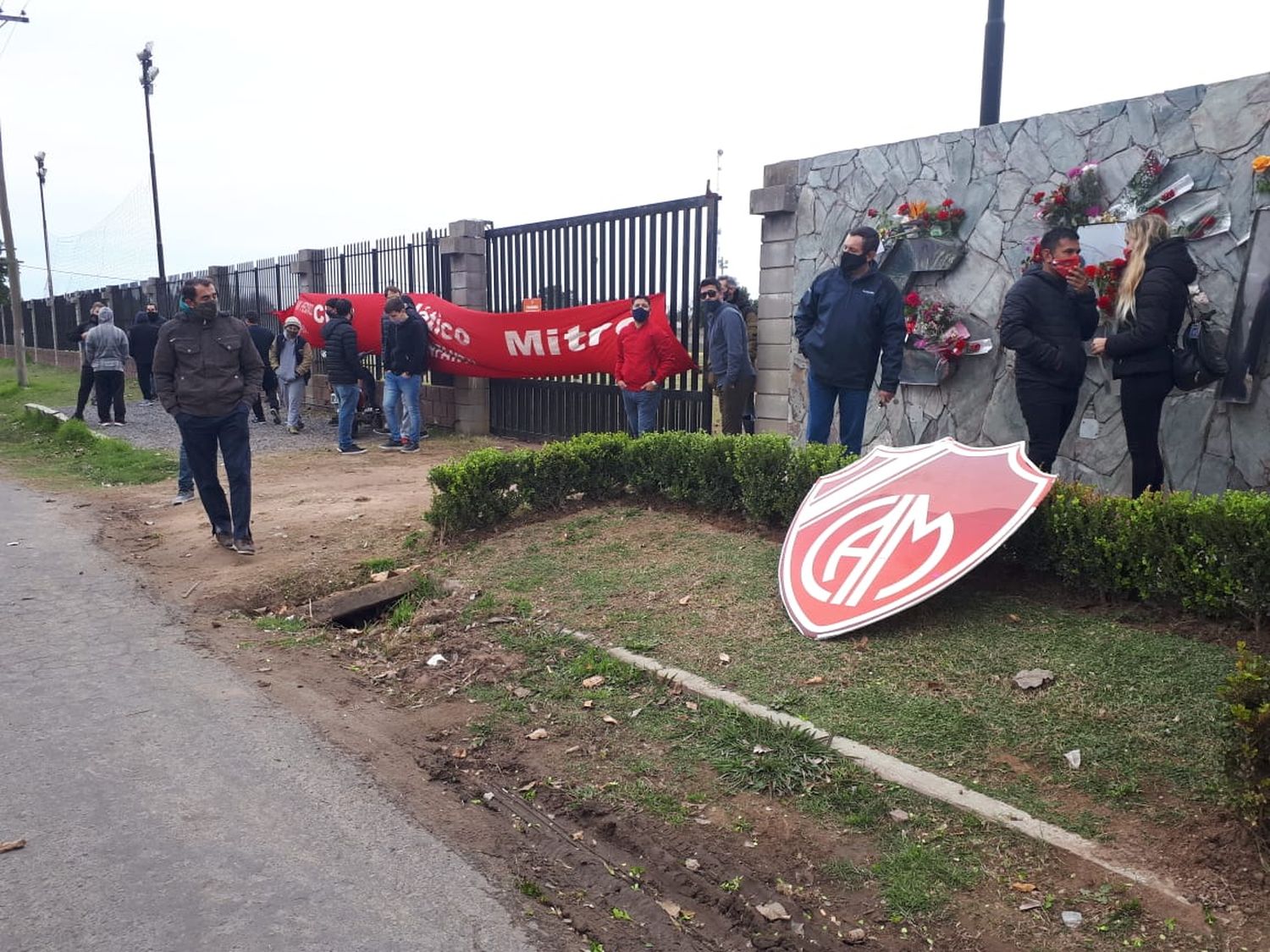 Mitre despidió a “Toti” Pugliese con un aplauso eterno