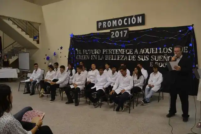 Se realizó el Acto de colación de la
Esc. Secundaria Nº13 “J. M. Gianello”
