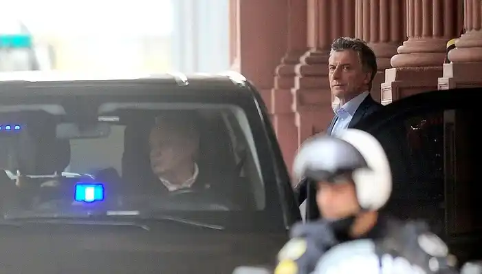 Macri suspendió su agenda para evaluar la crisis económica